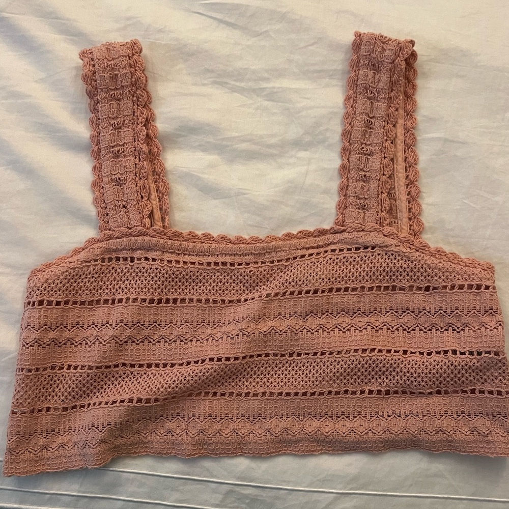 Aerie crochet top in light pink